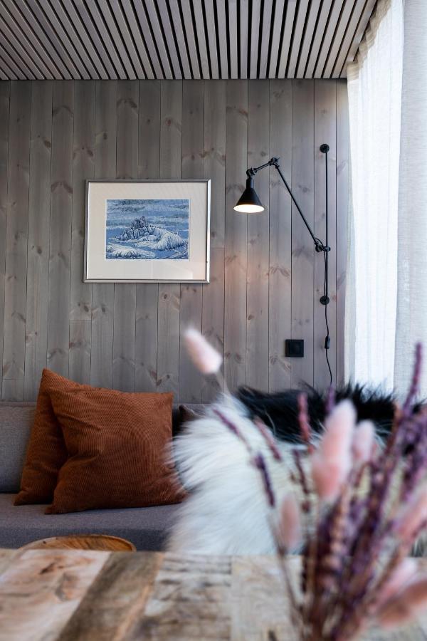 Modern Apartment In Henningsvaer Luaran gambar