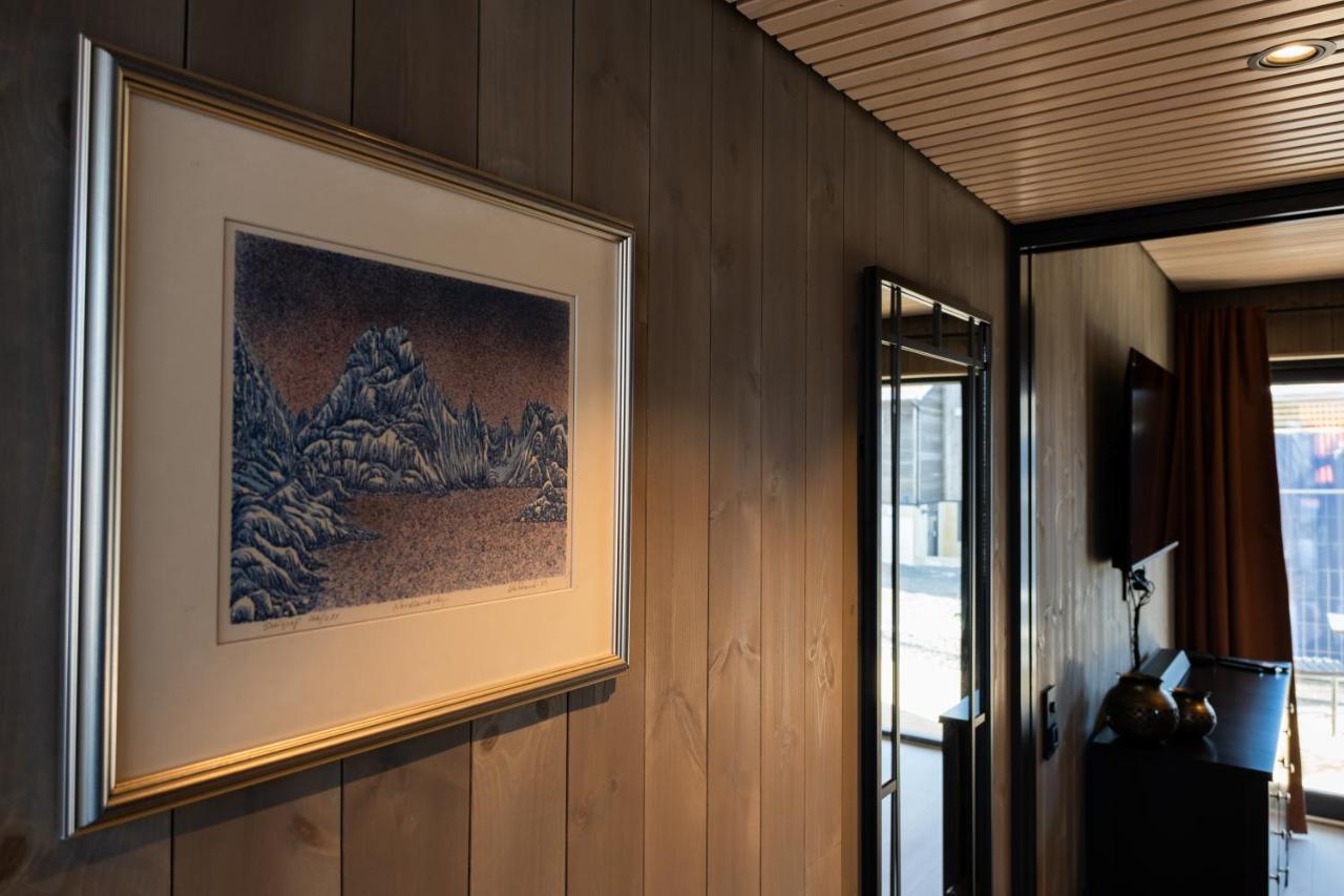 Modern Apartment In Henningsvaer Luaran gambar