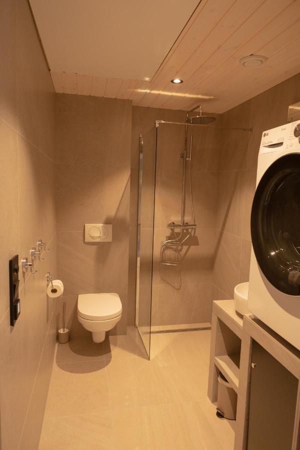 Modern Apartment In Henningsvaer Luaran gambar