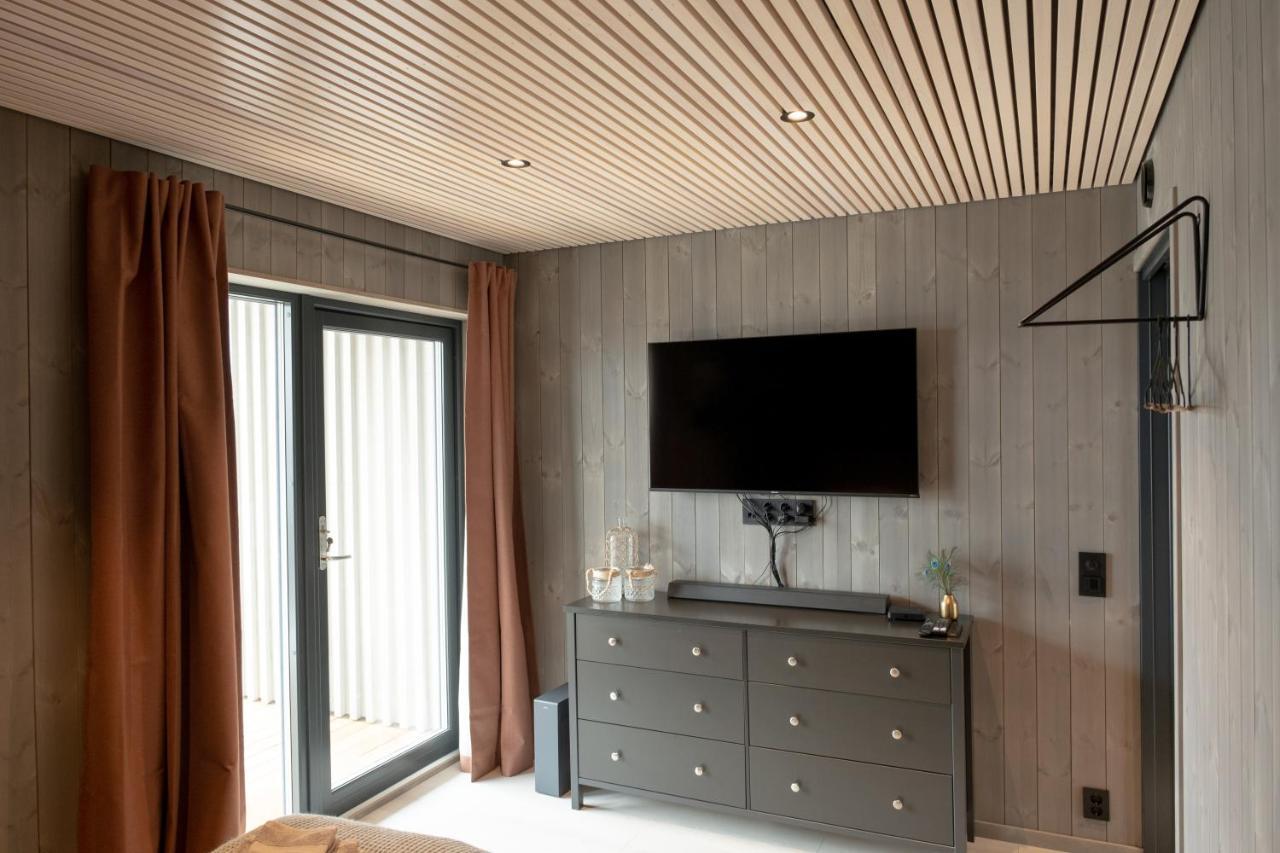 Modern Apartment In Henningsvaer Luaran gambar